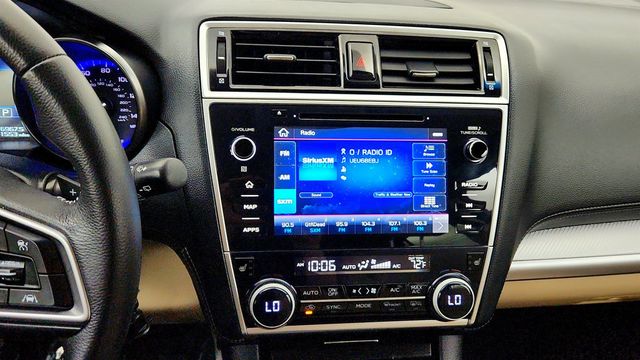 2019 Subaru Outback 2.5i Premium w/ BSD, RCTA, Power Moonroof & Navigation System - 23023487 - 17