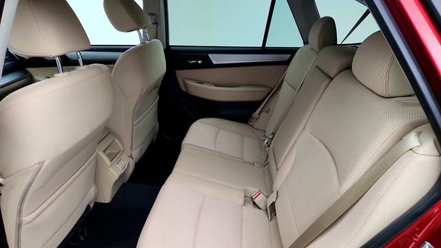 2019 Subaru Outback 2.5i Premium w/ BSD, RCTA, Power Moonroof & Navigation System - 23023487 - 20