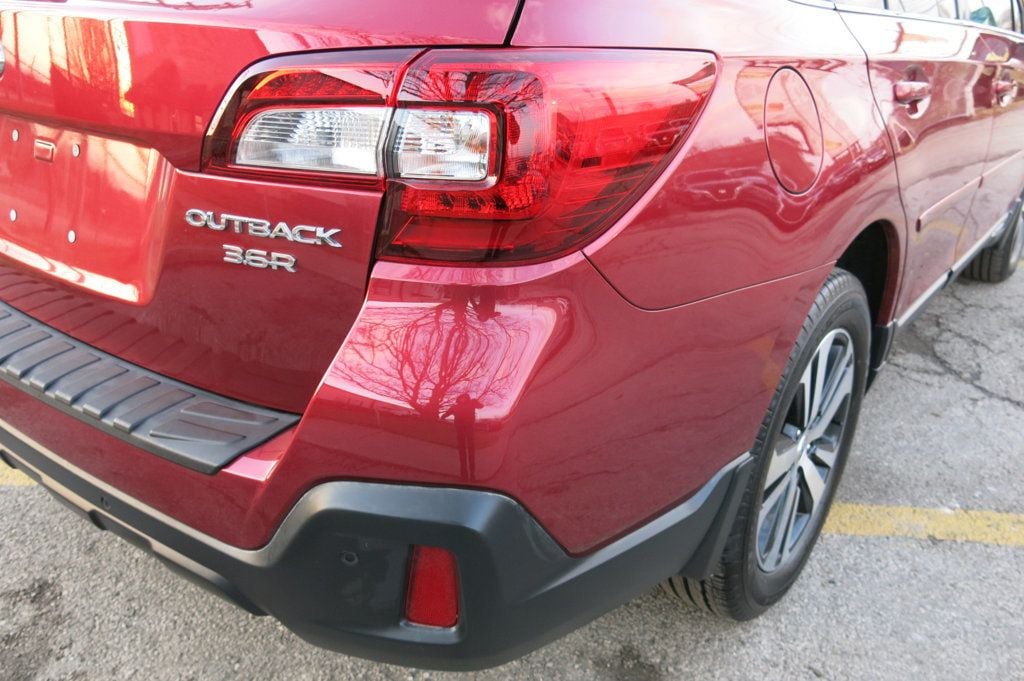 2019 Subaru Outback 3.6R Limited - 22987832 - 38