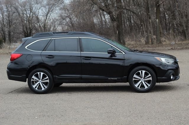 2019 Subaru Outback ONE OWNER AWD  LIMITED W/ MOONROOF, NAVIGATION - 23005860 - 1