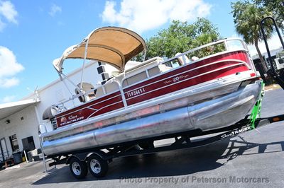 2019 Sun Tracker FISHIN BARGE 20 DLX