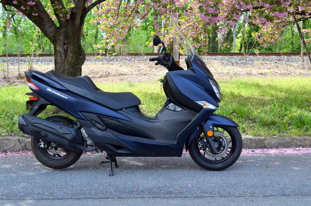 2019 Suzuki Burgman 400 GREAT FUEL ECONOMY - 23014350 - 0