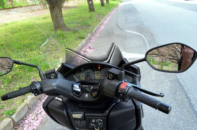 2019 Suzuki Burgman 400 GREAT FUEL ECONOMY - 23014350 - 9