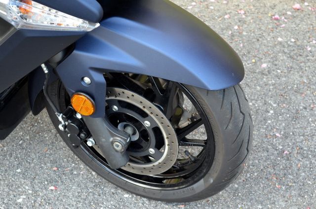 2019 Suzuki Burgman 400 GREAT FUEL ECONOMY - 23014350 - 11