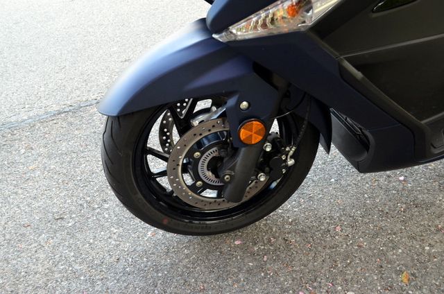 2019 Suzuki Burgman 400 GREAT FUEL ECONOMY - 23014350 - 18