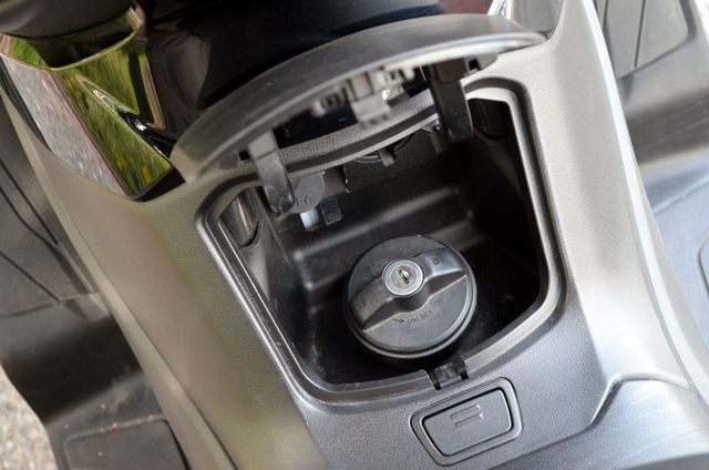 2019 Suzuki Burgman 400 GREAT FUEL ECONOMY - 23014350 - 22