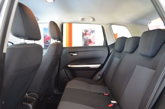 2019 Suzuki Vitara 5 Speed CarPlay  - 18966854 - 11