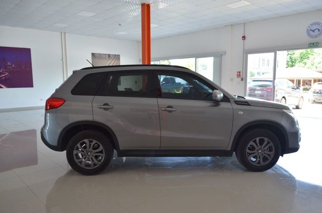 2019 Suzuki Vitara 5 Speed CarPlay  - 18966854 - 7