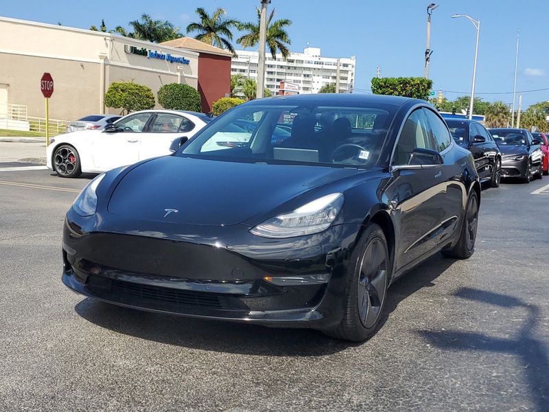 2019 Tesla Model 3  - 22409072 - 24