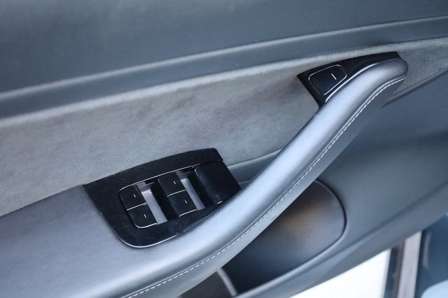2019 Tesla Model 3  - 22939966 - 32