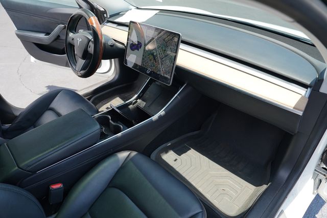 2019 Tesla Model 3  - 23035660 - 19