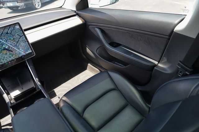 2019 Tesla Model 3  - 23035660 - 24