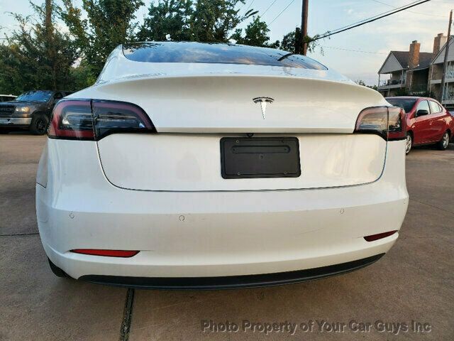 2019 Tesla Model 3 photo 9
