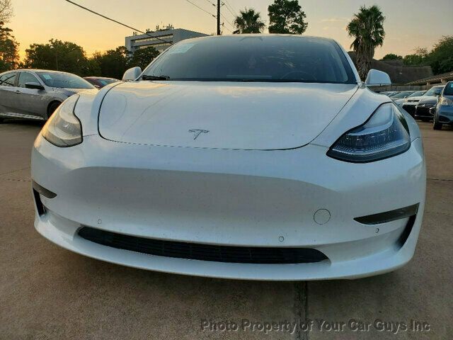 2019 Tesla Model 3 photo 2