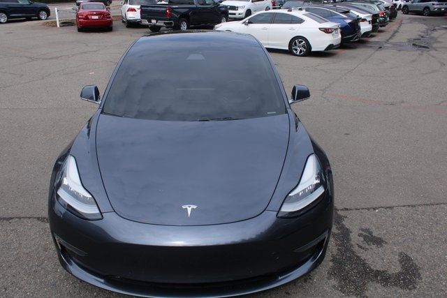 2019 Tesla Model 3 Long Range photo 10