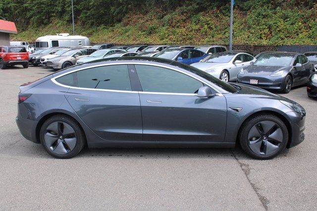 2019 Tesla Model 3 Long Range photo 2