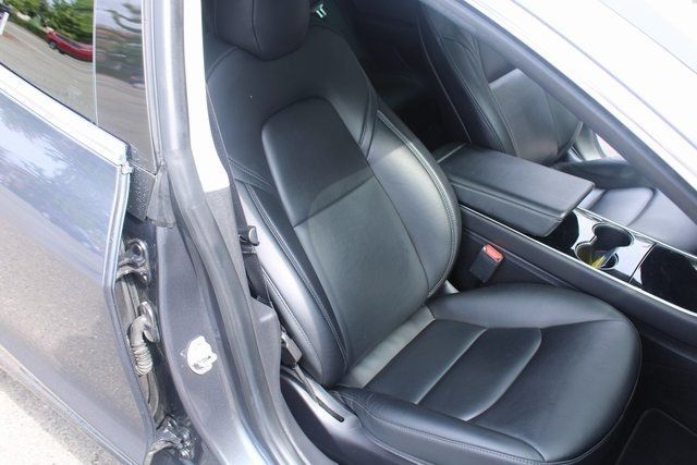 2019 Tesla Model 3 Long Range photo 20