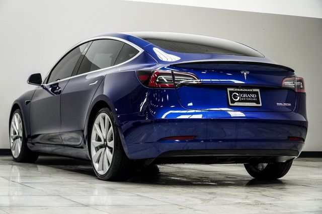 2019 Tesla Model 3 Long Range - 22988359 - 10