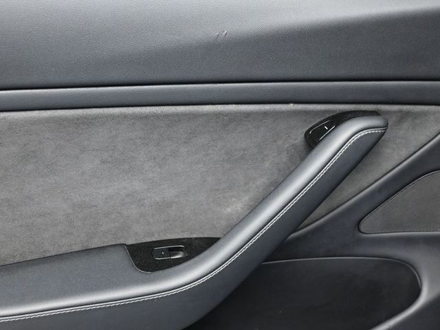 2019 Tesla Model 3 Long Range - 22989902 - 10