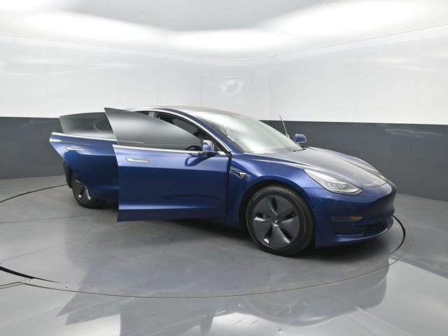 2019 Tesla Model 3 Long Range - 22989902 - 34