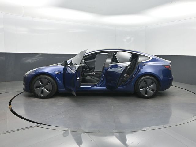 2019 Tesla Model 3 Long Range - 22989902 - 35