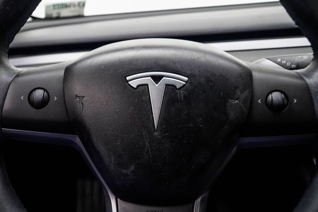 2019 Tesla Model 3 Long Range - 23073831 - 26