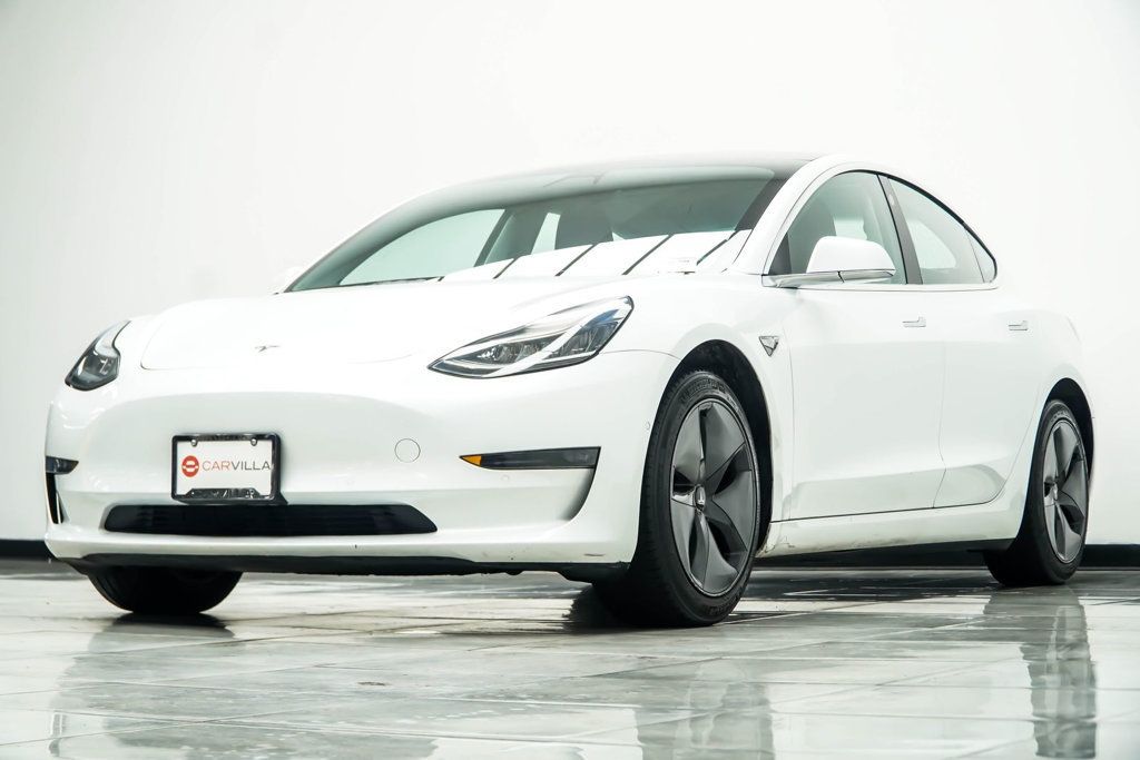 Tesla Model 3 photo 9