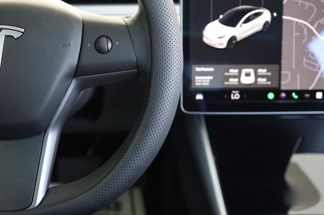 2019 Tesla Model 3 Long Range - 23024634 - 30