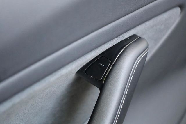 2019 Tesla Model 3 Long Range - 23024634 - 35