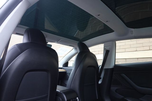 2019 Tesla Model 3 Long Range - 23034639 - 19