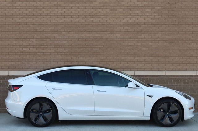2019 Tesla Model 3 Long Range - 23062940 - 1