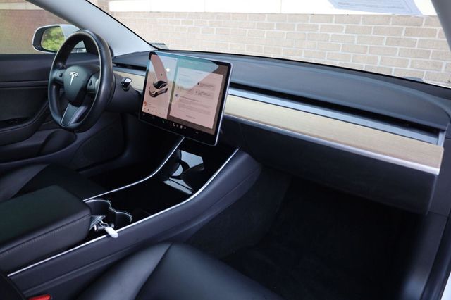 2019 Tesla Model 3 Long Range - 23062940 - 24