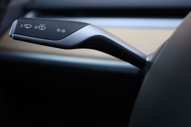 2019 Tesla Model 3 Long Range - 23062940 - 31