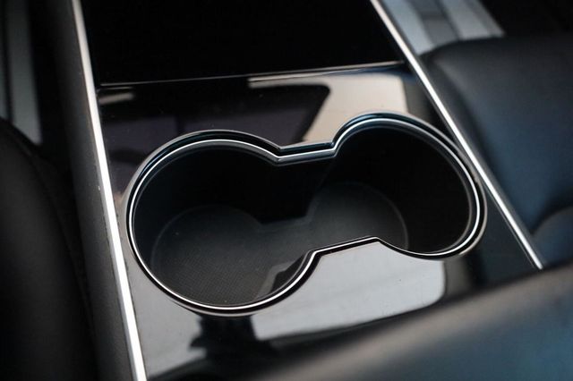 2019 Tesla Model 3 Long Range - 23084812 - 36