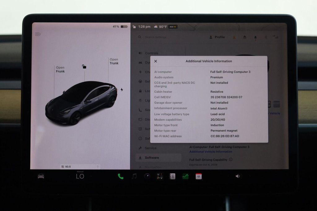 Tesla Model 3 photo 45