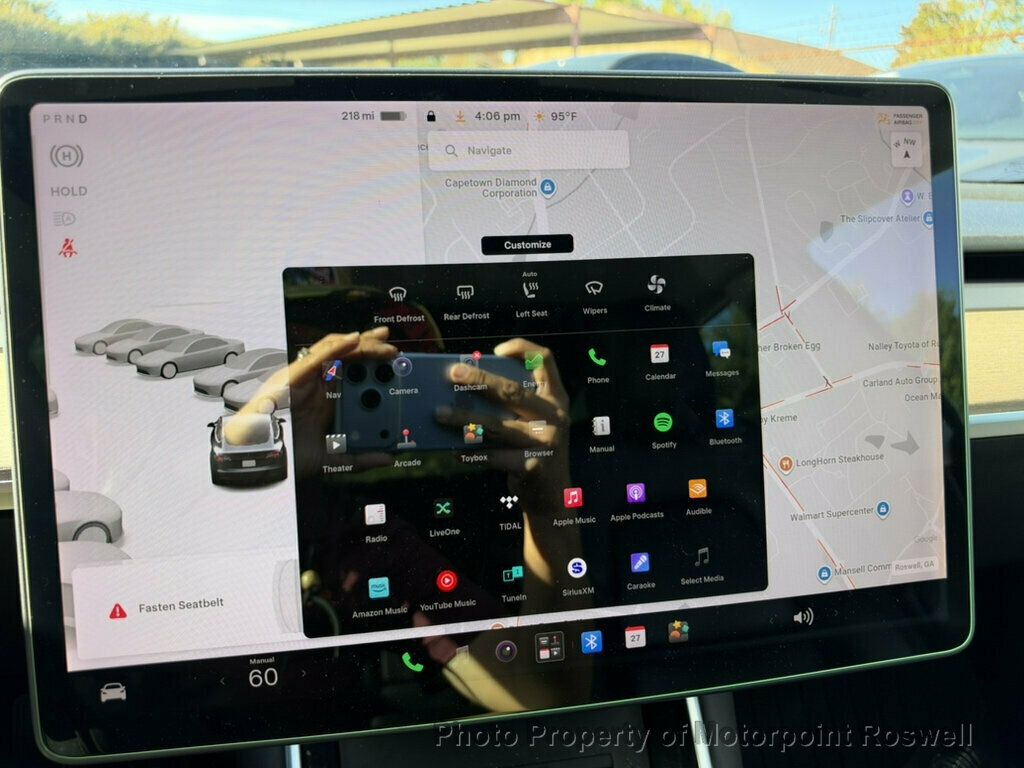 Tesla Model 3 photo 17