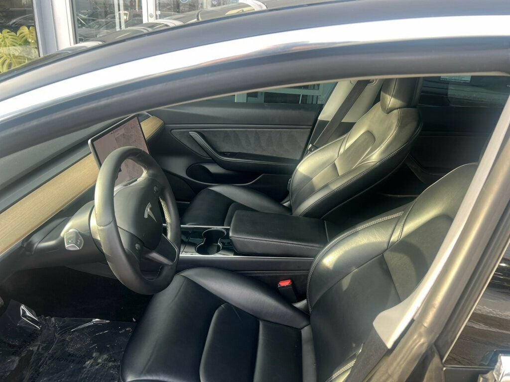 2019 Tesla Model 3 Long Range AWD - 22726484 - 10