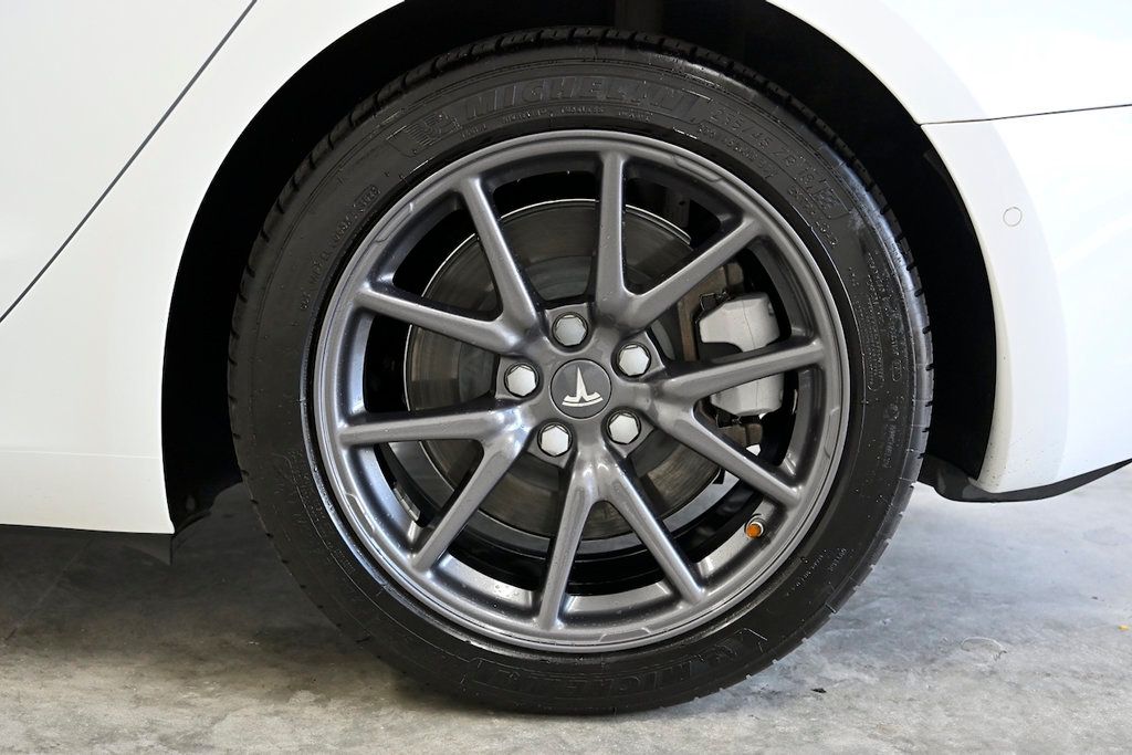 2019 Tesla Model 3 Long Range AWD - 22946177 - 11