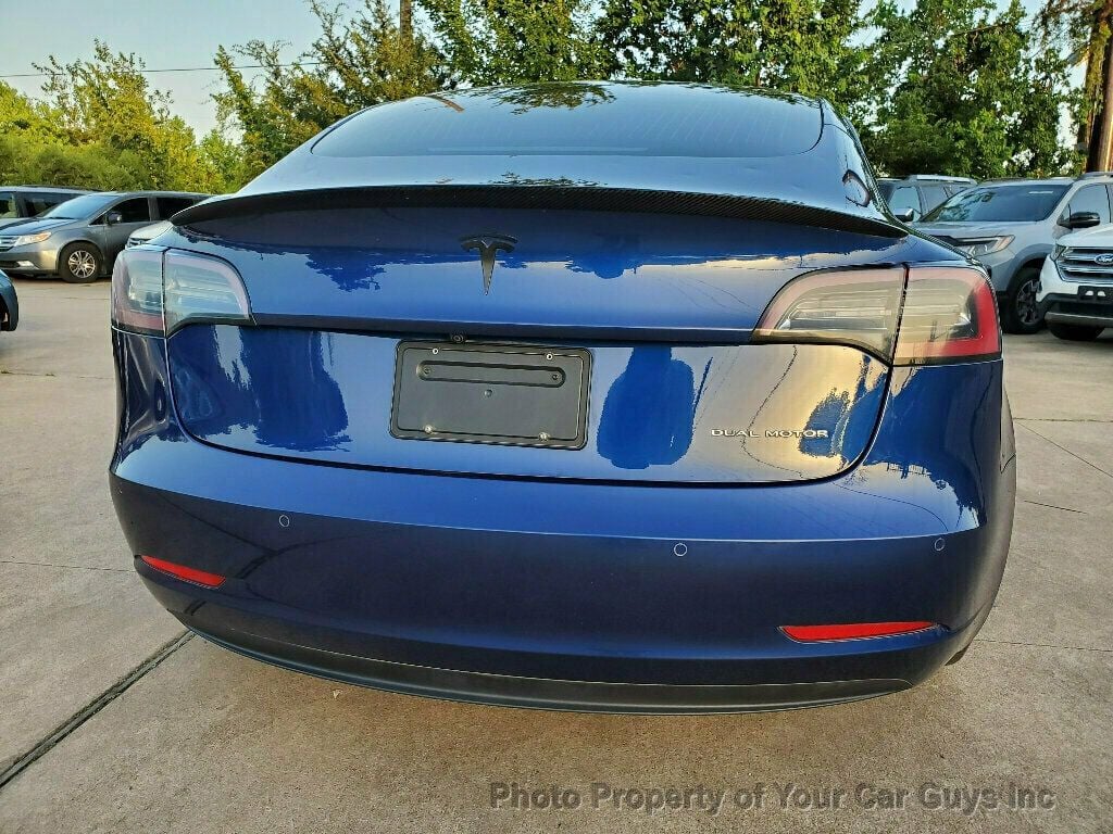 2019 Tesla Model 3 Long Range Plus photo 10