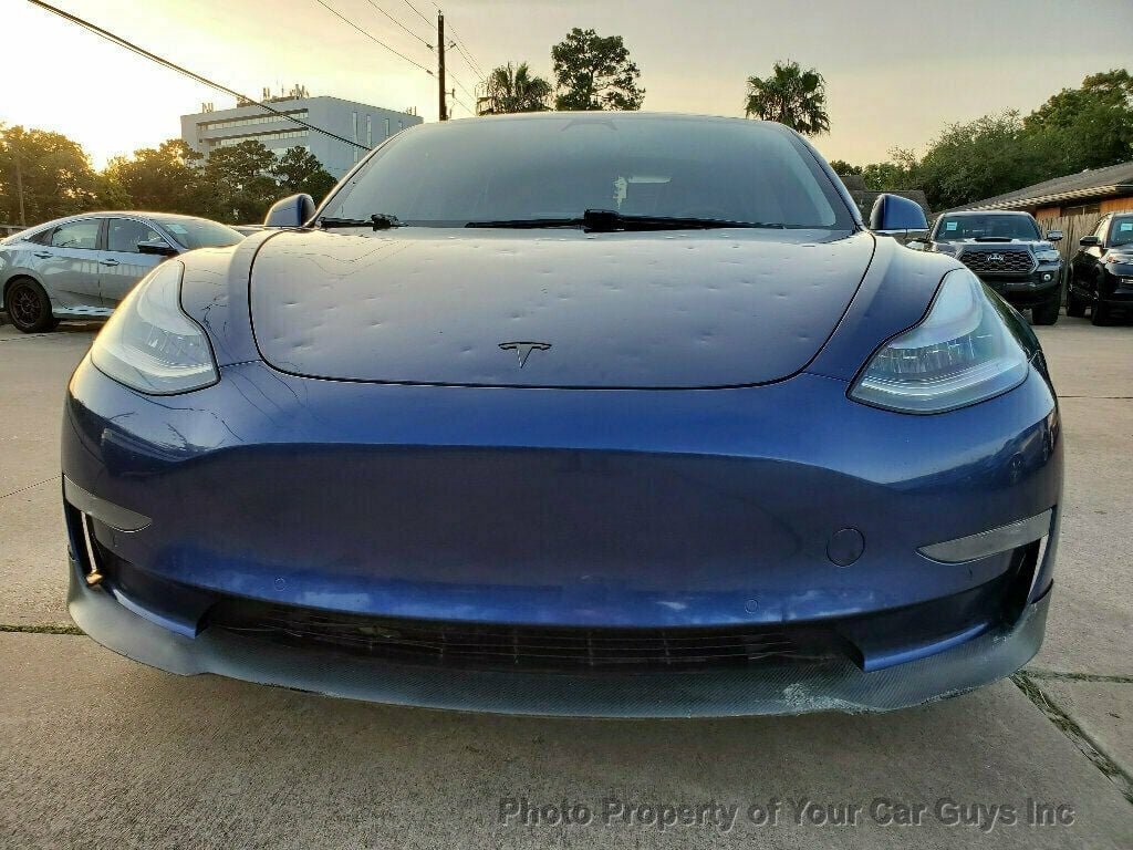 2019 Tesla Model 3 Long Range Plus photo 3