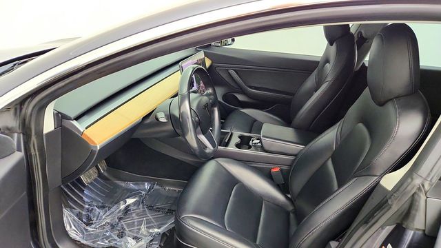 2019 Tesla Model 3 Long Range AWD w/ Acceleration Boost - 23097128 - 22