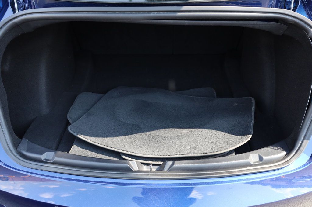 2019 Tesla Model 3 Long Range photo 11