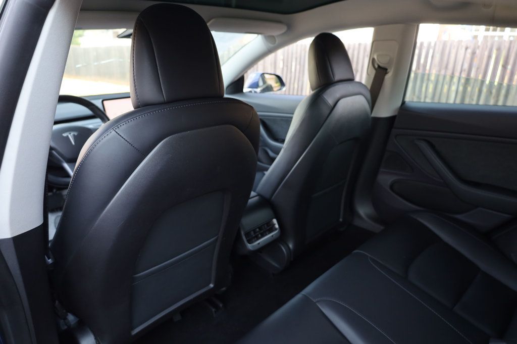 2019 Tesla Model 3 Long Range photo 16