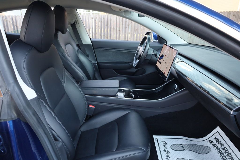 2019 Tesla Model 3 Long Range photo 24