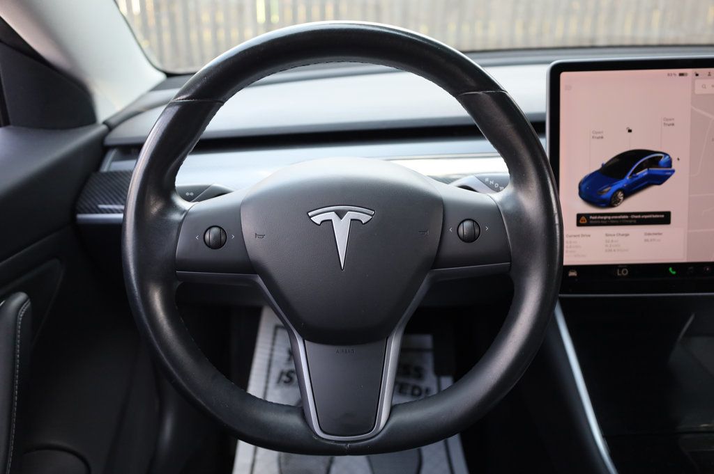 2019 Tesla Model 3 Long Range photo 26