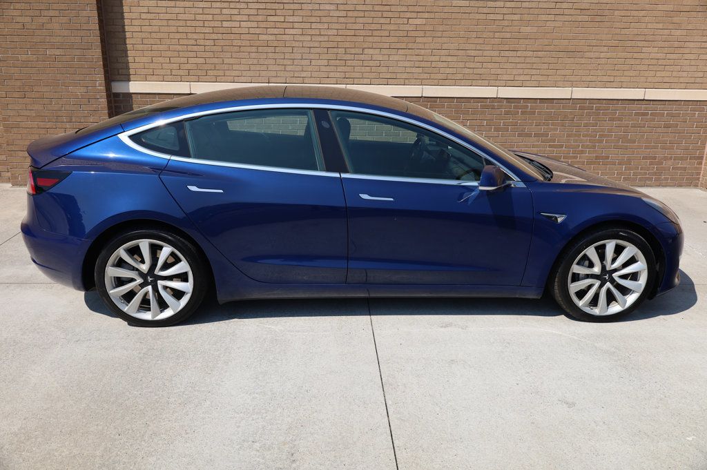 2019 Tesla Model 3 Long Range photo 7