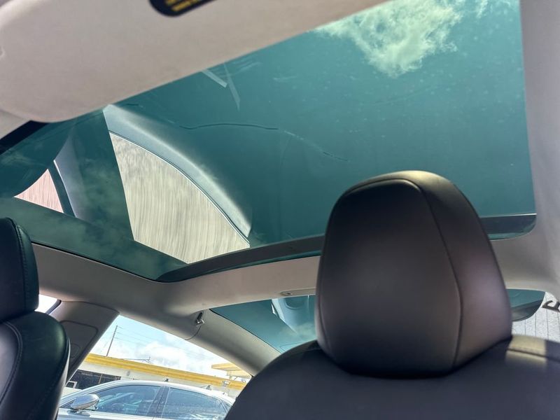 2019 Tesla Model 3 Performance AWD - 23035957 - 18
