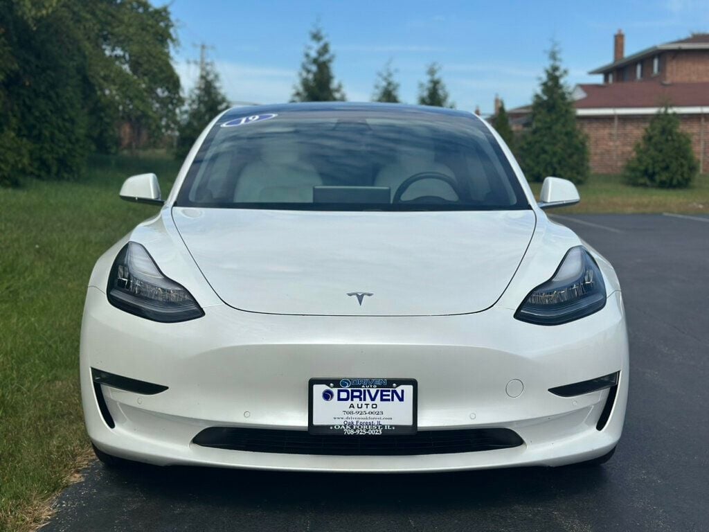 2019 Tesla Model 3 Performance photo 11