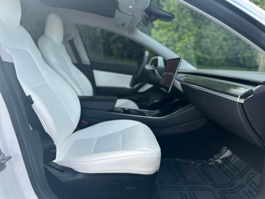 2019 Tesla Model 3 Performance photo 26