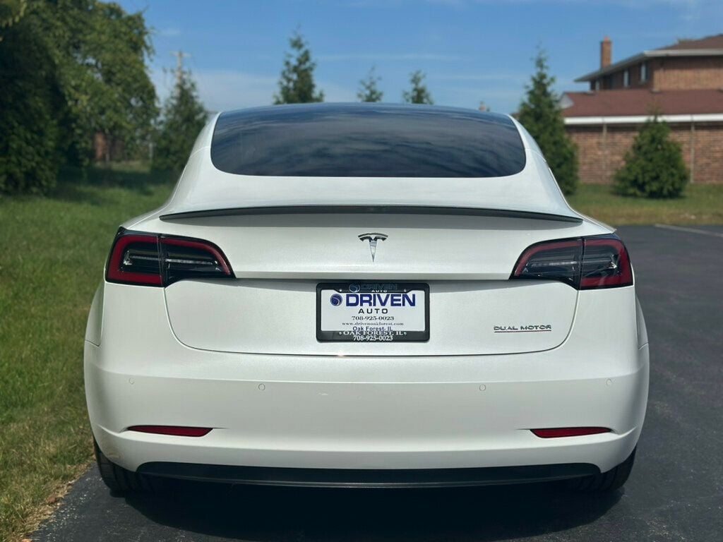2019 Tesla Model 3 Performance photo 5